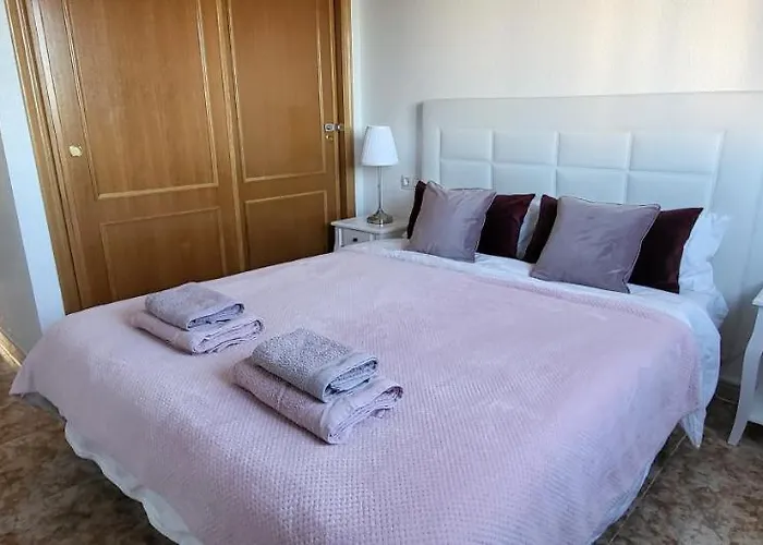 Casa La Marie Pool Klima Tv Free Wifi Garage דירה